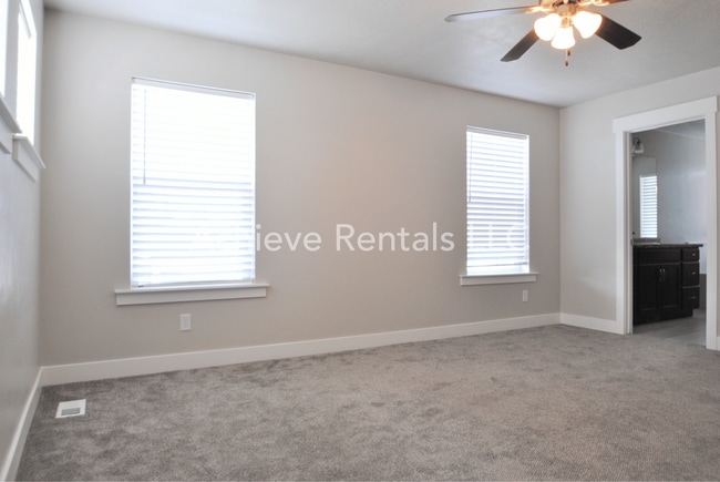 Building Photo - 1864 S 1425 W