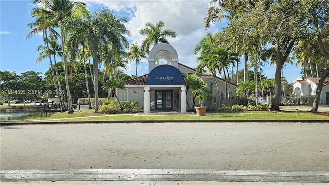 Building Photo - 801 Lyons Rd