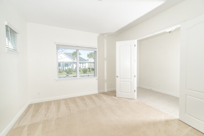 Building Photo - Dog-Friendly Laureate Park Home | 3 Bedrooms + Office Near Trails