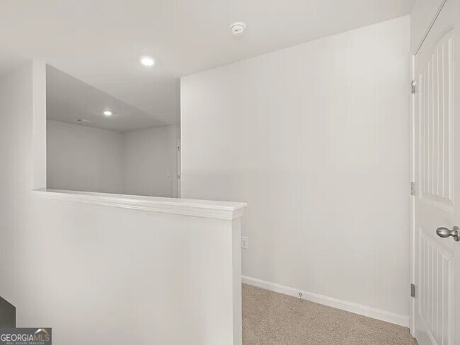 Building Photo - 50 Rustin Rdg