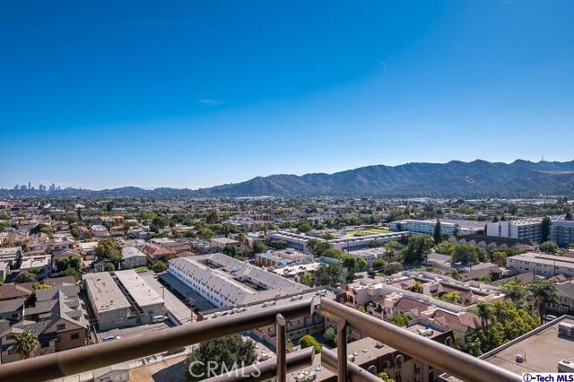 Building Photo - 343 Pioneer Dr