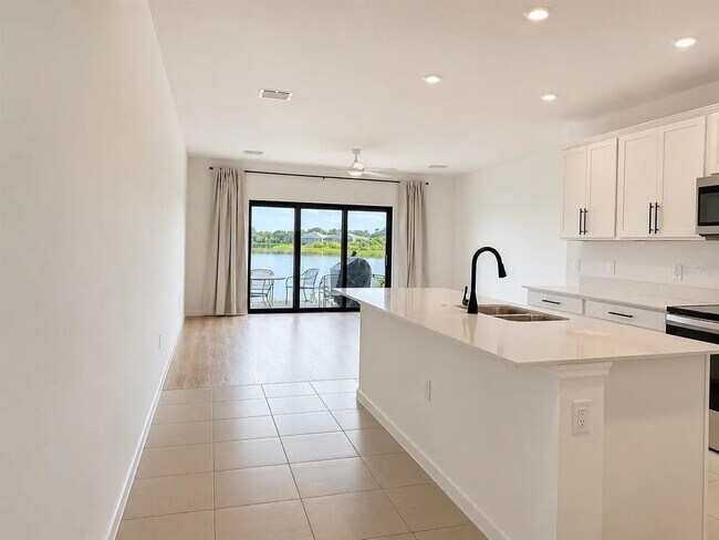 Building Photo - 6312 Silverstar Dr