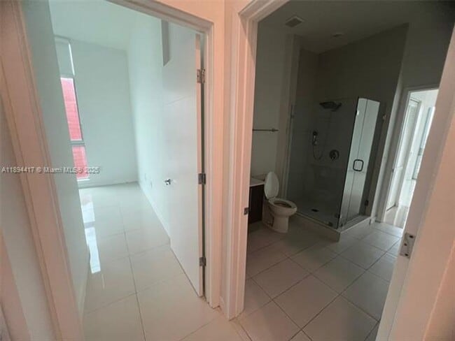 Building Photo - 7661 NW 107th Ave