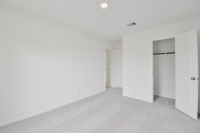 Building Photo - 18546 Cepagatti Dr