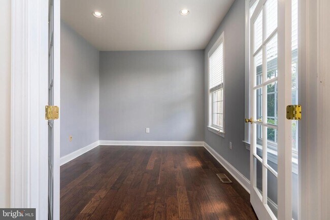 Building Photo - 576 Championship Dr