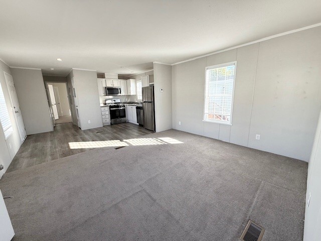 Building Photo - 46000 Geddes Rd