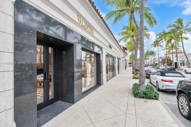 Building Photo - 226 Chilean Ave