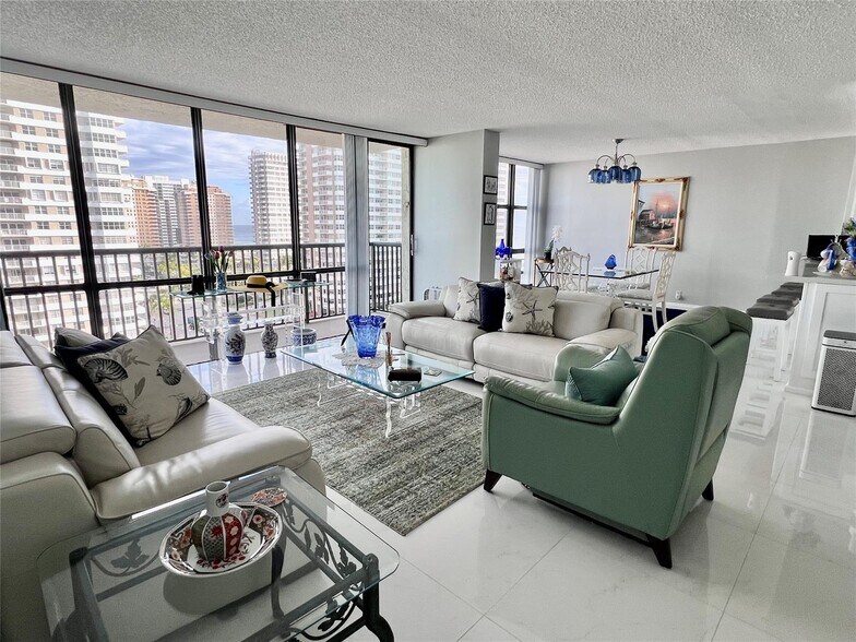 Primary Photo - 2049 S Ocean Dr