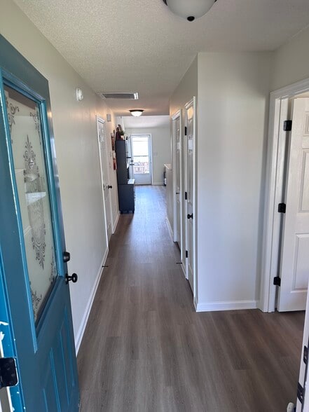 Building Photo - 8052 Intervale Way