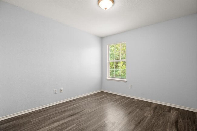 Building Photo - 13400 Gilwell Dr