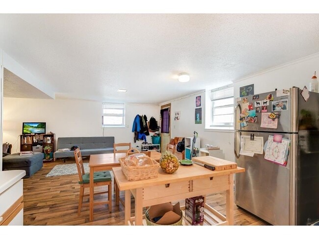 Building Photo - 4005 W 44th St