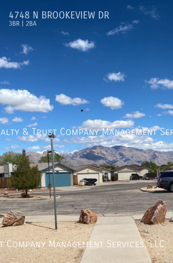 Building Photo - 4748 N Brookeview Dr