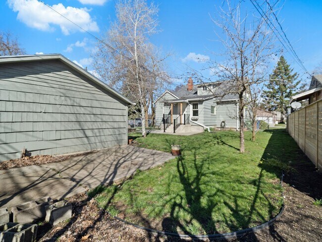 Building Photo - Modern & Cozy Retreat in Spokane – Prime Location Near Downtown