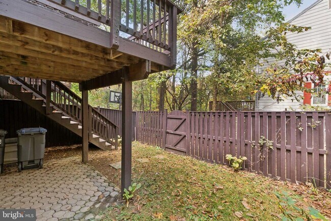 Building Photo - 10228 Roberts Common Ln