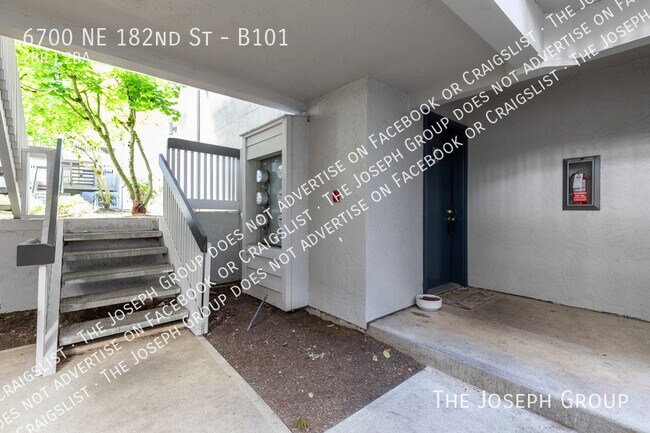 Building Photo - 6700 NE 182nd St