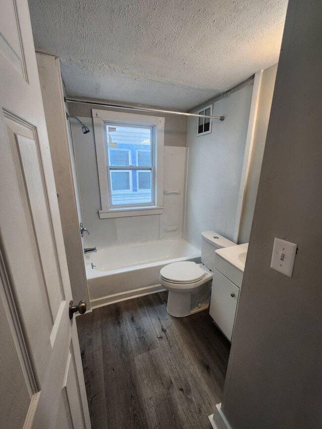 Building Photo - 11705 Ablewhite Ave