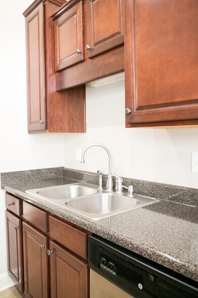 Building Photo - 307 Dovington Dr