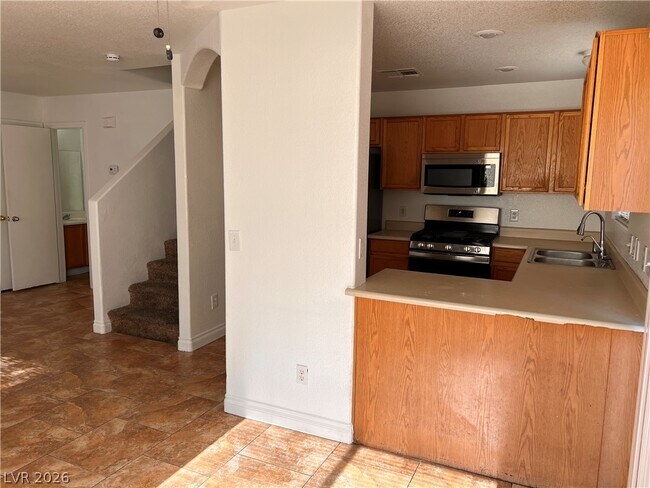 Building Photo - 3391 Sparrow Heights Ave