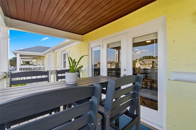 Building Photo - 5174 Beach Dr SE