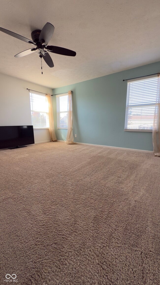 Building Photo - 5064 Gunston Ln