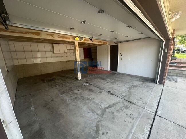 Building Photo - 1765 S Dawson Way