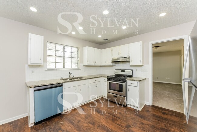 Building Photo - Life Just Got Better!