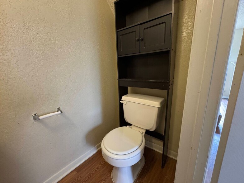 Building Photo - 3407 Victoria Cir