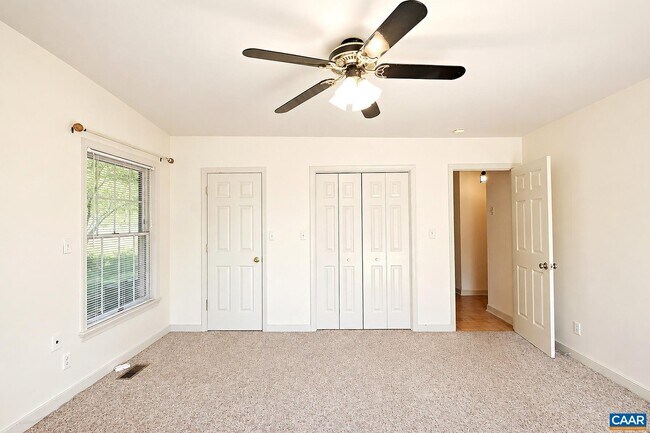 Building Photo - 360 Jeffers Dr