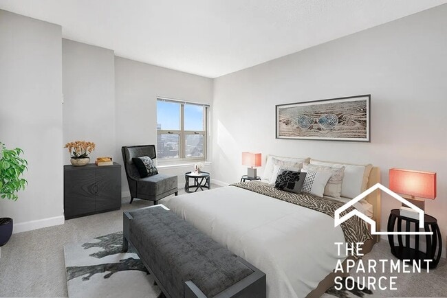 Building Photo - 100 W Chestnut St