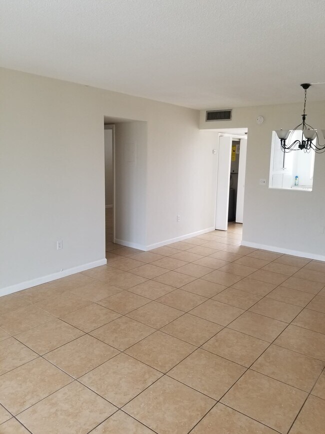 Building Photo - 3030 Marcos Dr