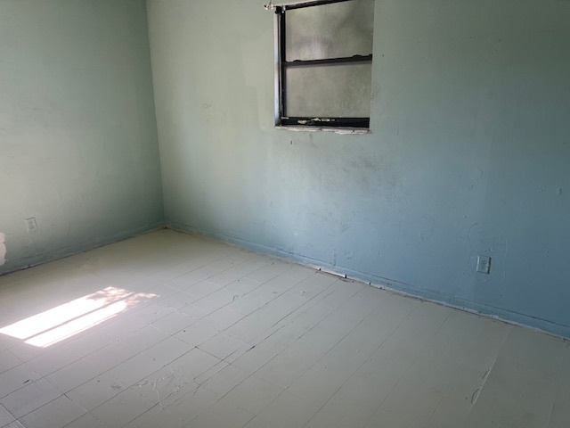 Building Photo - 1089 S Deleon Ave