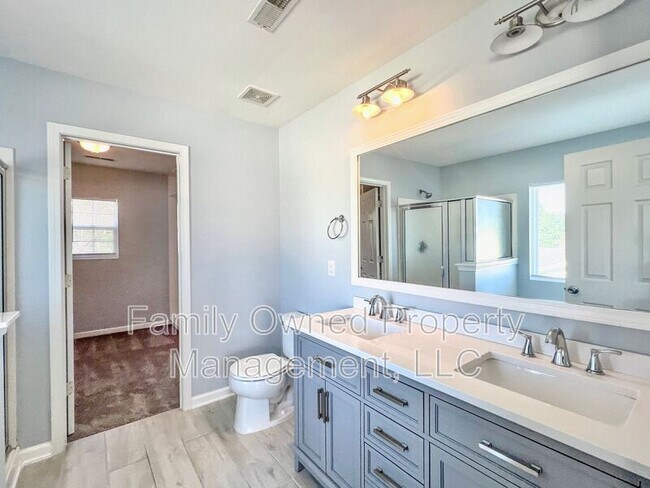 Building Photo - 1225 Woodsage Dr