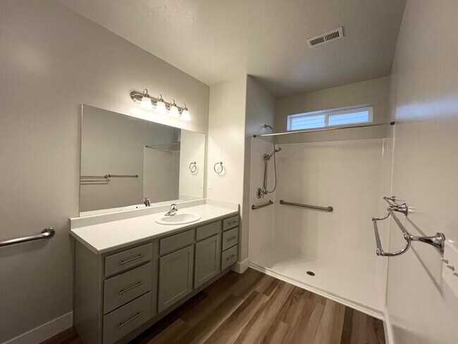 Building Photo - 13084 S Tortola Dr