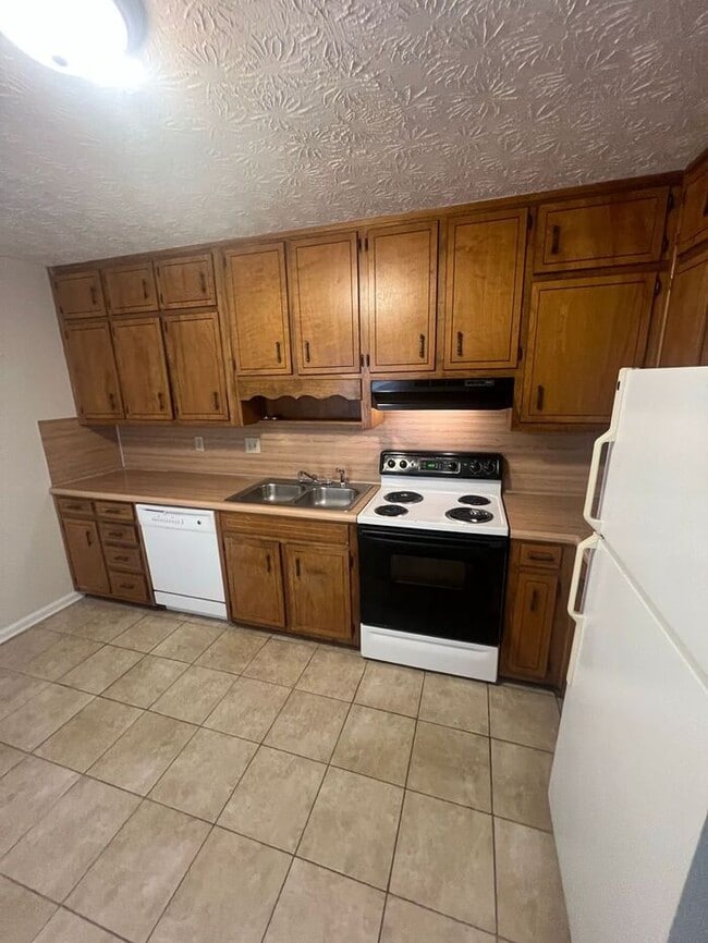Building Photo - !!!WARNING: AVOID SCAMS CONFIRM RENTAL AT ...