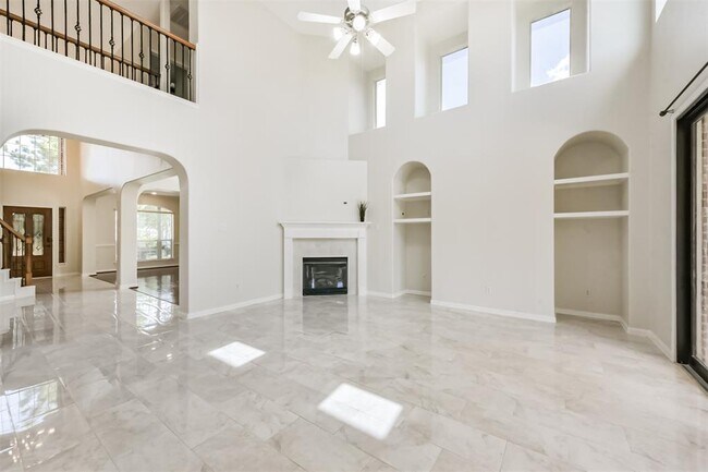 Building Photo - 11502 Bay Ledge Dr