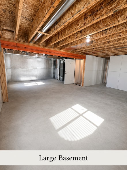 Building Photo - 365 N 7th E