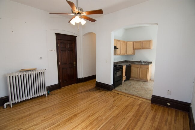 Building Photo - 2115 3rd Ave