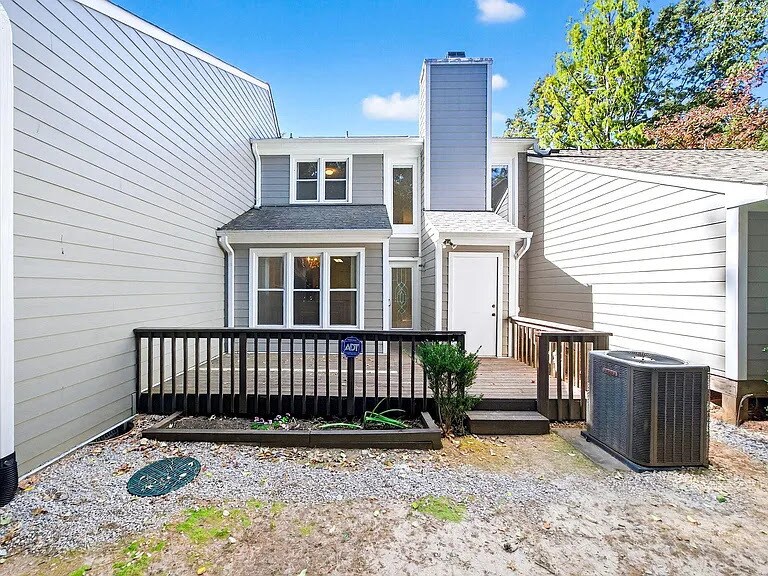 Building Photo - 1423 Mahonia Ct