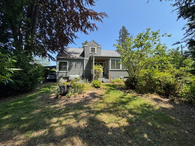 Building Photo - 17511 100th Ave SW