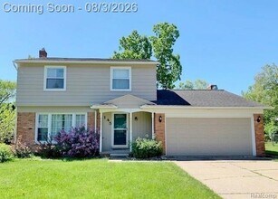 Building Photo - 145 Miracle Dr