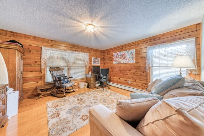 Building Photo - 51 Devaux Rd