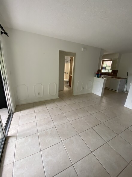 Building Photo - 13795 S Indian River Dr