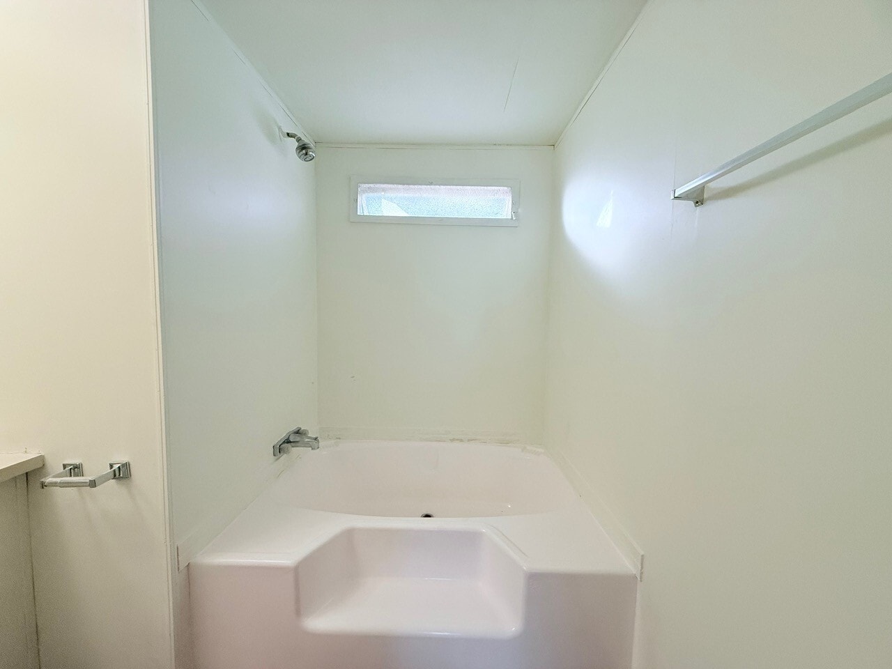 Building Photo - 52335 Harrisburg Ln