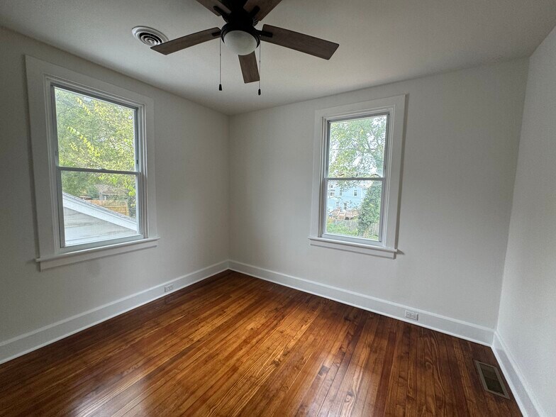 Building Photo - 1226 N 36th St