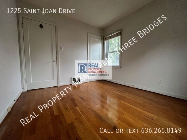 Building Photo - 1225 St Joan Dr