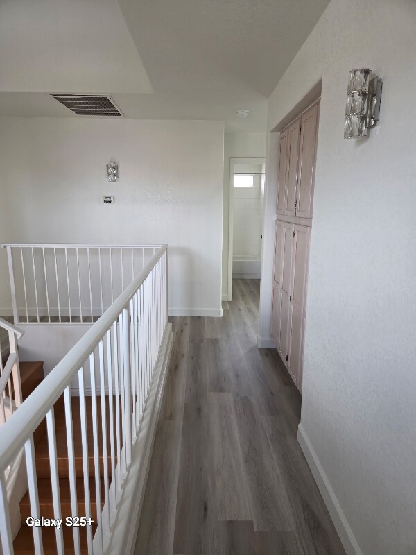 Building Photo - 8631 W Monte Vista Rd