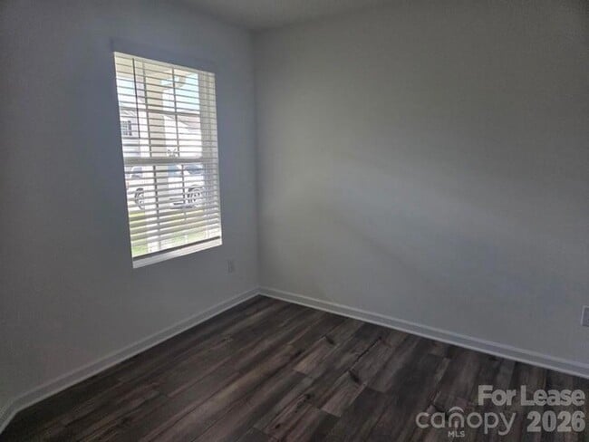 Building Photo - 721 Espresso Dr