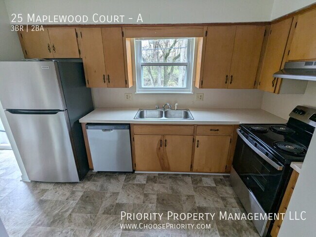 Building Photo - 25 Maplewood Ct