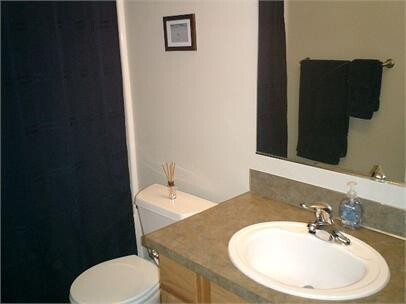 Building Photo - Classy 2 Bedroom 2.5 Bathroom Condo with Garage and Multiple Balconies! Pets Negotiable!