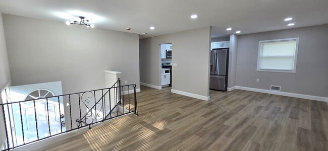 Building Photo - A Spacious 4 bedroom house for Rent !!!